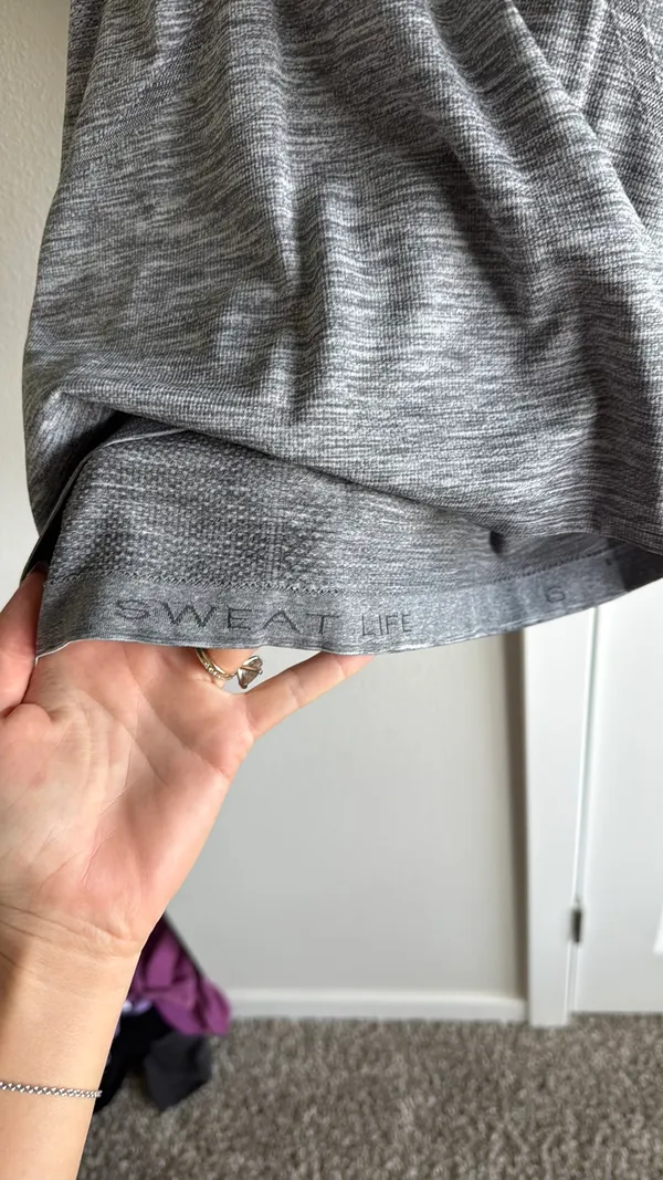 Lululemon long sleeve shirt - Image 6