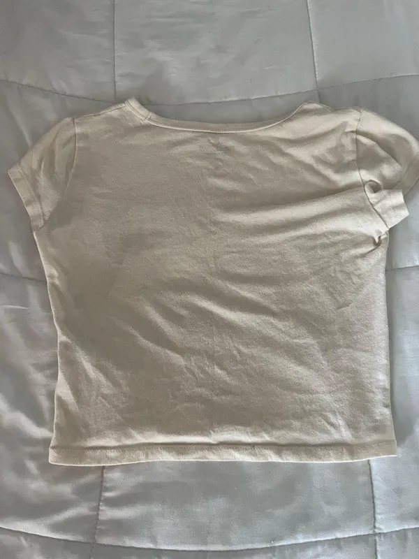Hollister Baby Tee shrit  - Image 4