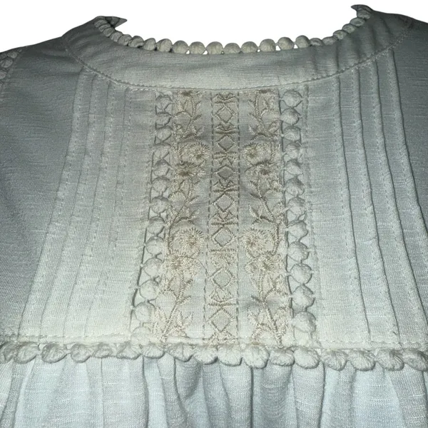 ANTHROPOLOGIE ELLA MARE Cream Lace Trim Pintuck‎ Blouse Top L/S EUC Size Medium - Image 4