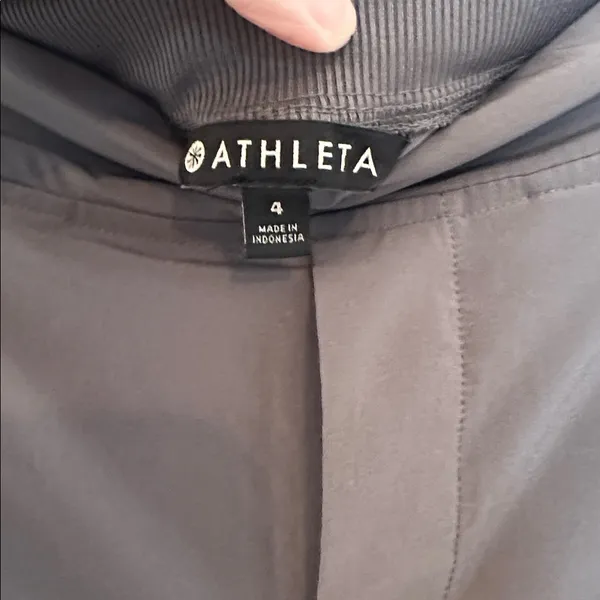 Athleta Women’s Gray/Purple Athletic Pants‎ size 4 EUC - Image 3