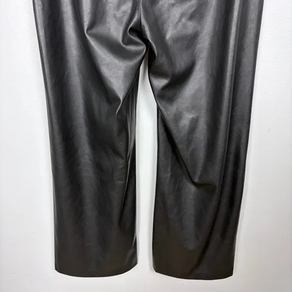 Old Navy Faux‎ Leather Wide Leg Pants Black High Waisted Going Out Edgy Size 10 - Image 8
