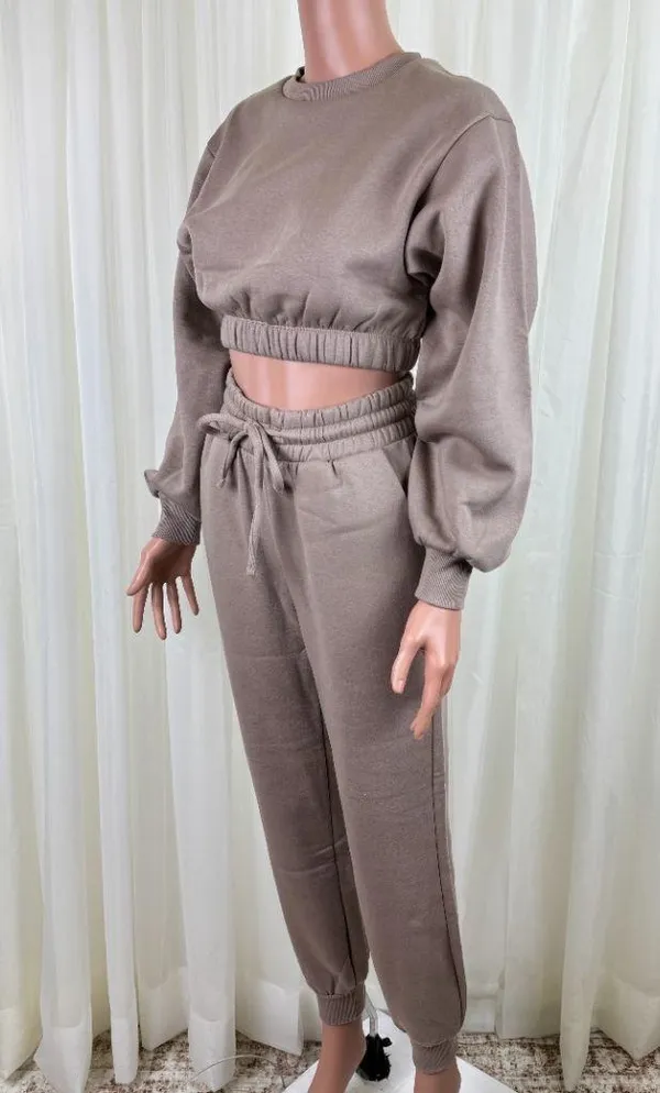 Zenana 2 Pcs Crop Sweatshirt Tracksuit Jogger Pants Set Outfit Active Loungewear Beige Size L - Image 4