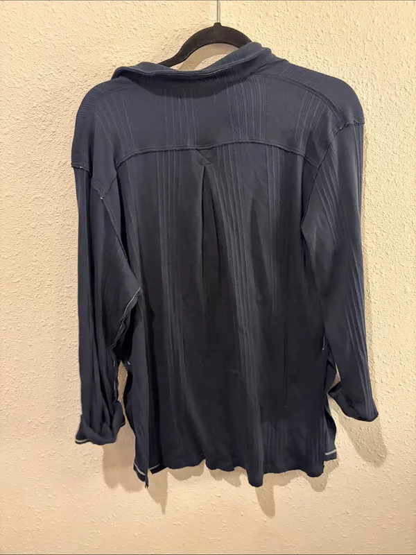 We The Free Navy V-Neck Long Sleeve Tunic - Image 3