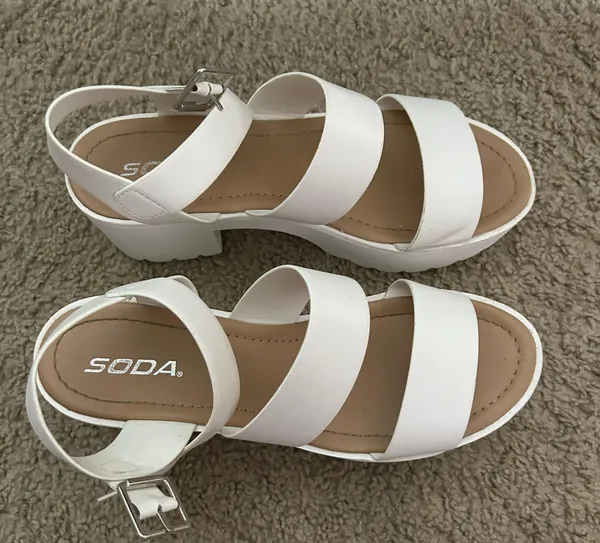 White Platform Sandals Size 8.5 - Image 3