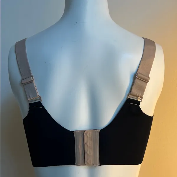 Black and Tan Women's Intimate Bra NWOT - Image 3