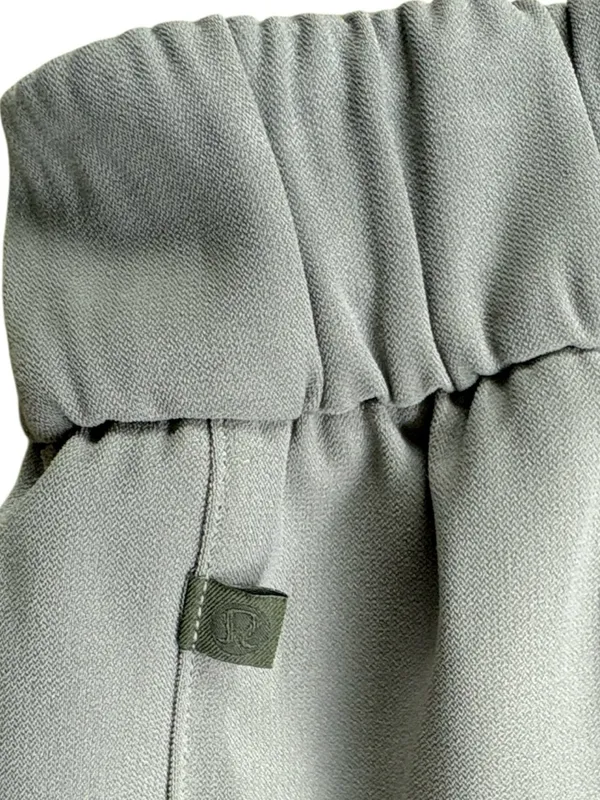EUC Lululemon Noir Crop Pants Sage Grey Size 6 - Image 10