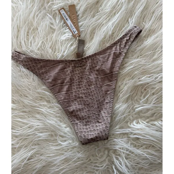 Skims Swim Cheeky Tanga Bottom Dune Crocodile Print Size Large - Image 8