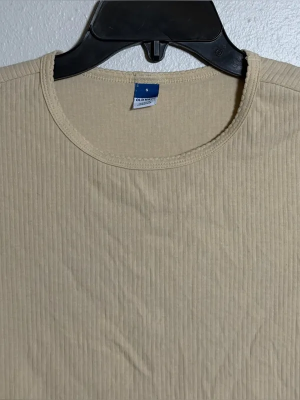 Old Navy Women‎ Minimalist Neutral Classic Ribbed Crewneck Tee Beige Tan size S - Image 3
