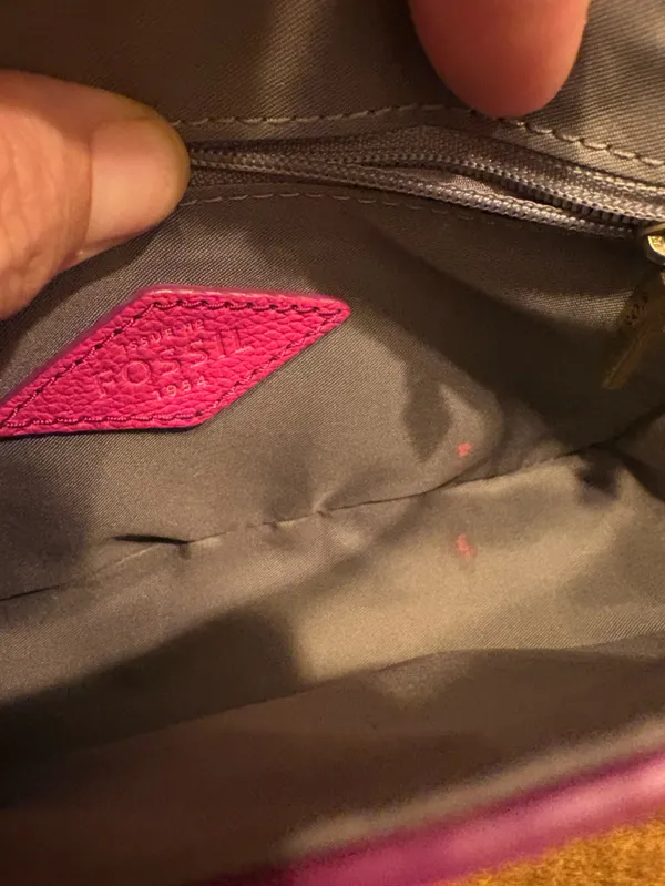 Fossil Taryn pink leather crossbody bag - Image 5