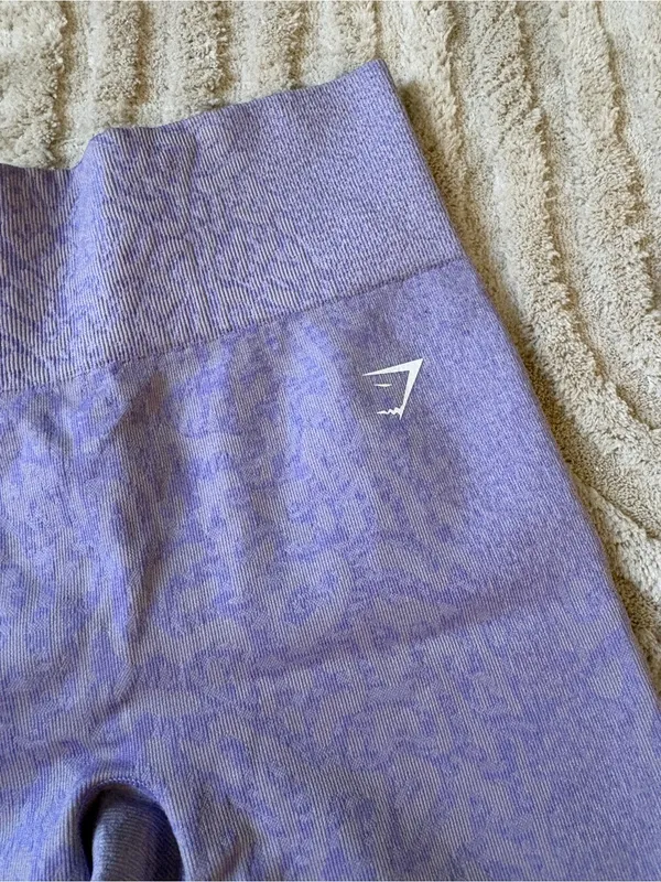 gymshark biker shorts Purple - Image 2