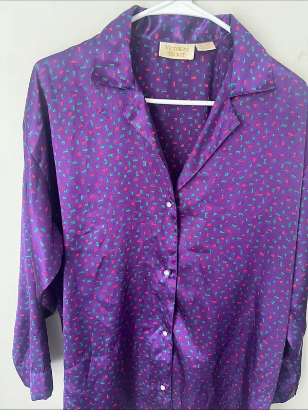 Vintage Victoria’s Secret Satin PJ Top Purple P/S ✔️ - Image 3