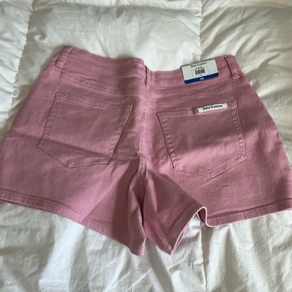 Juicy Couture Pink Denim Jean shorts, Size 10, 4” inseam, NWT - Image 2