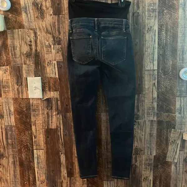 Gap NWT women's maternity blue jeans size 25 - Image 5