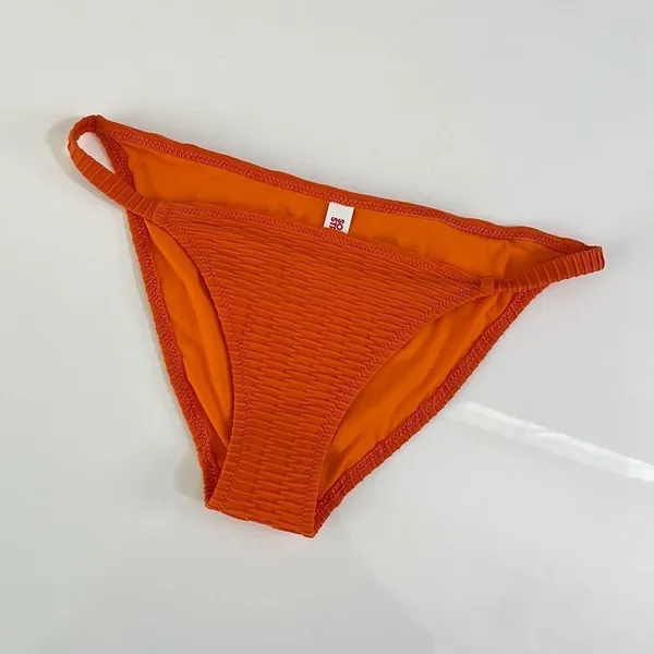 Solid & Striped The Morgan‎ Bikini Bottom in Pumpkin - Image 7