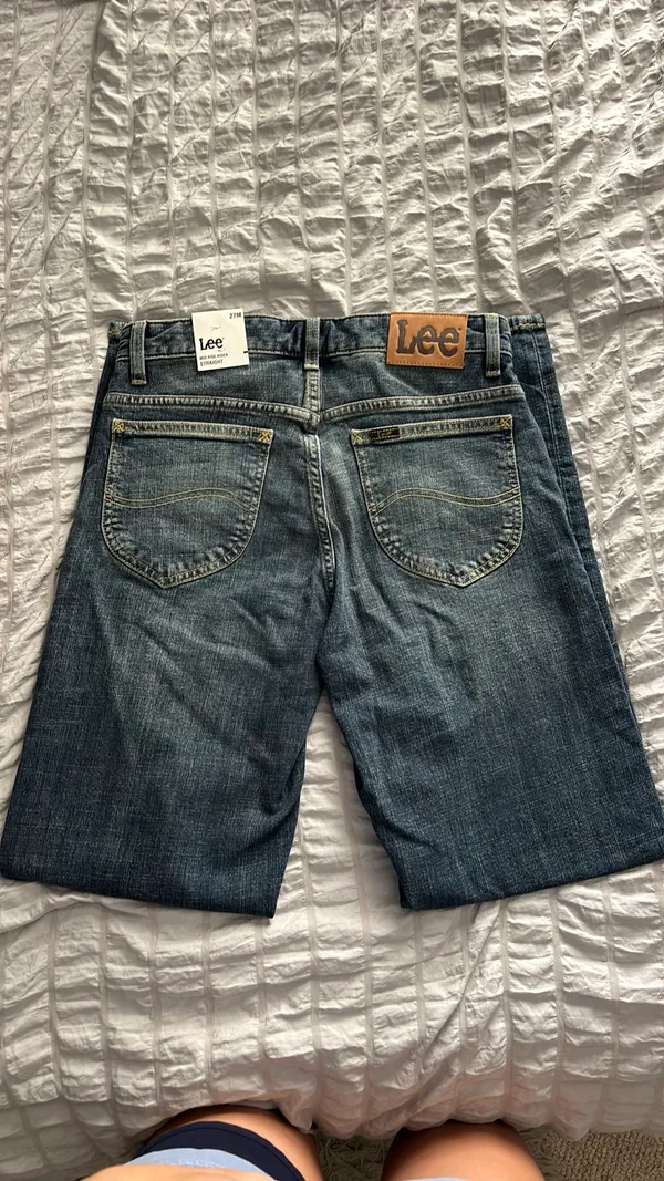 Lee Jeans - Image 2