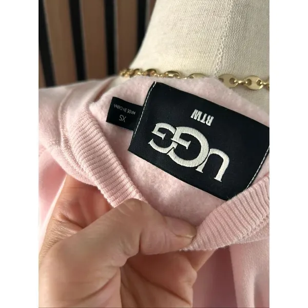 UGG Madeline Sweatshirt Womens extra Small Ashen Rose Fuzzy Logo Crewneck Sweate - Image 4