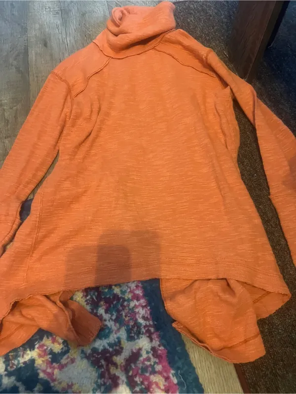 We the free Rust Orange Turtleneck split back - Image 7