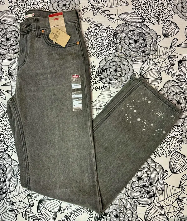 NWT Levi’s Low Pro Straight Jeans - Image 3