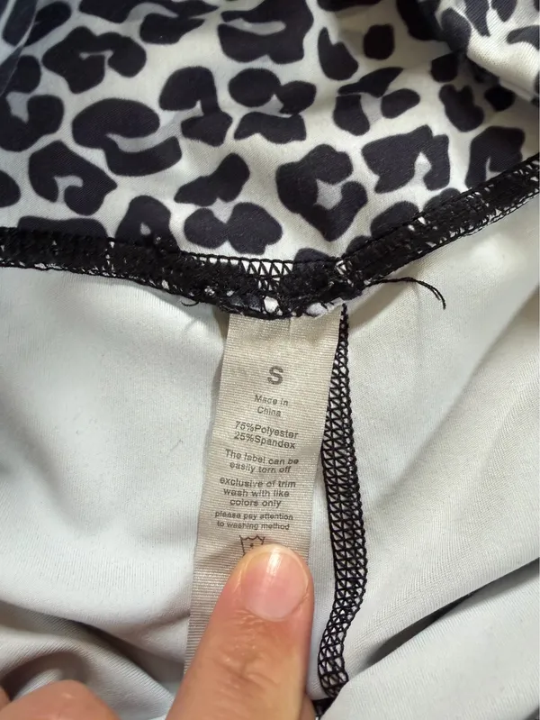 Black & White Leopard Print Biker Shorts - Image 4