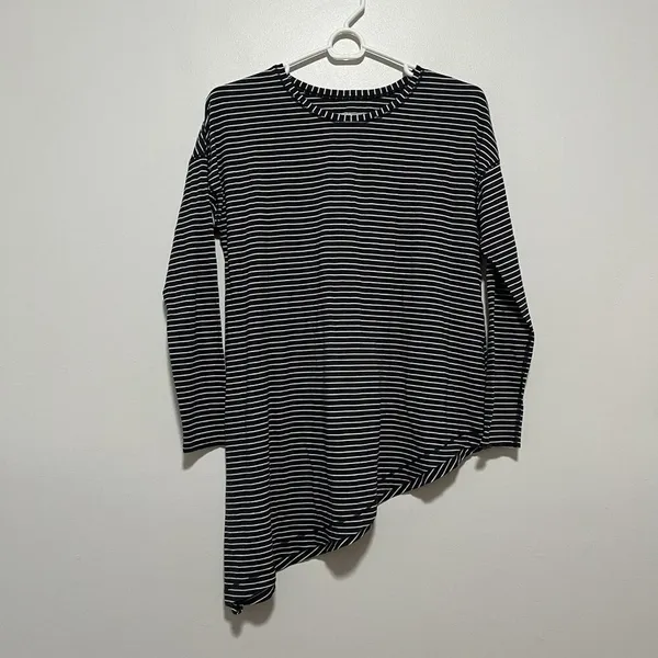 Lululemon To The Point Long Sleeve Modern Stripe Heathered Black‎ White - Image 4