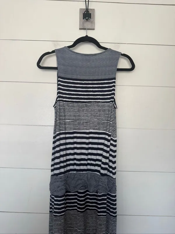 Tommy Bahama Women’s Small Blue White Striped Maxi Dress Stretchy - Image 5