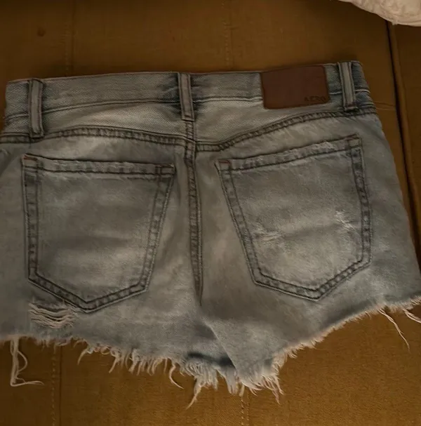Aeropostale Light Wash Ripped Jean Shorts - Image 2
