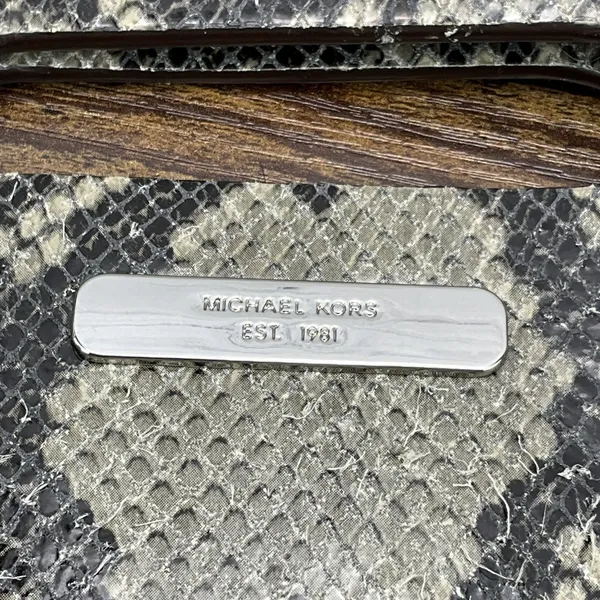 Michael Kors Snakeskin Leather Clutch With‎ Shoulder Strap Sand - Image 7