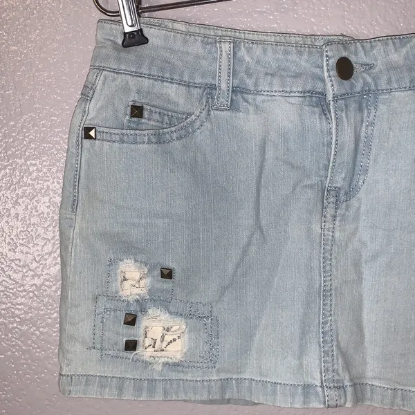 Forever Twenty One Boutique distressed mini jean skirt - Image 2
