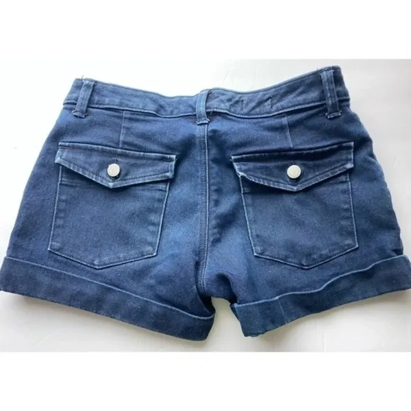 Gap • Navy Blue Pleated Cuff Shorts - Image 6