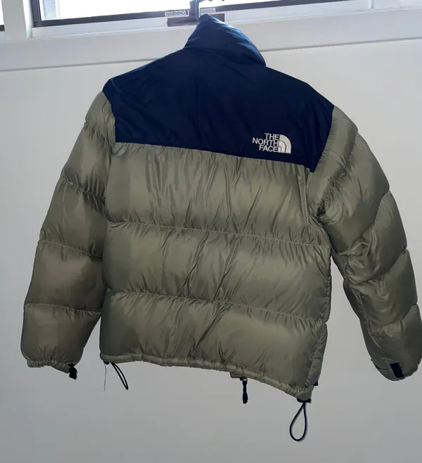 The North Face 700 Puffer Jacket - Image 2