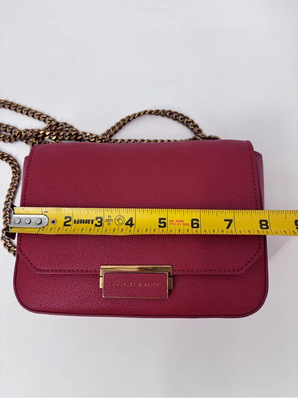 Charles & Keith Scarlet Pebbled Crossbody with Gold Chain Strap - Image 5