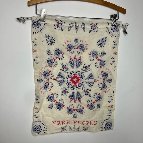 Free People drawstring bag‎ mandala lightweight - Image 4