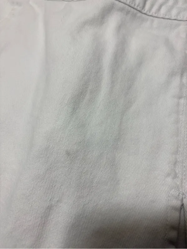 LIONESS White High-Waist Denim Mini Skirt with Front Slit - Image 8