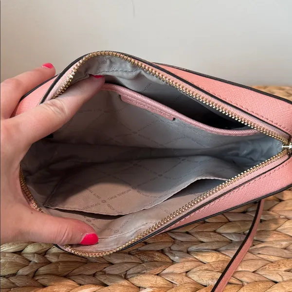Michael Kors Blush Pink Crossbody Bag - Image 3