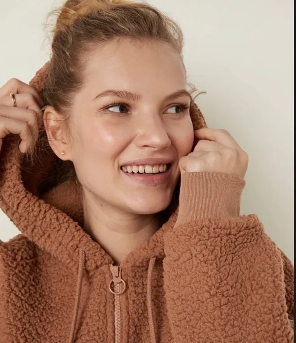Vs pink plush hoodie Brown Size M - Image 3