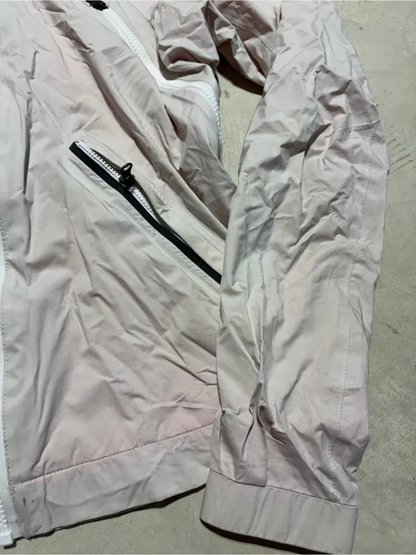 Lululemon run rise & shine Light Pink Hooded Windbreaker Jacket 4 - Image 8