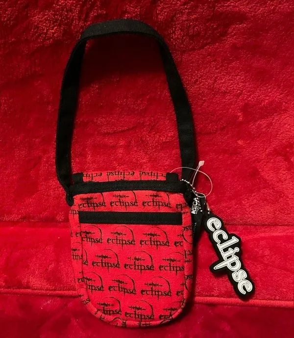 A Very Cool NWT Twilight 2010 Eclipse Red Little Pouch Bag - Image 3