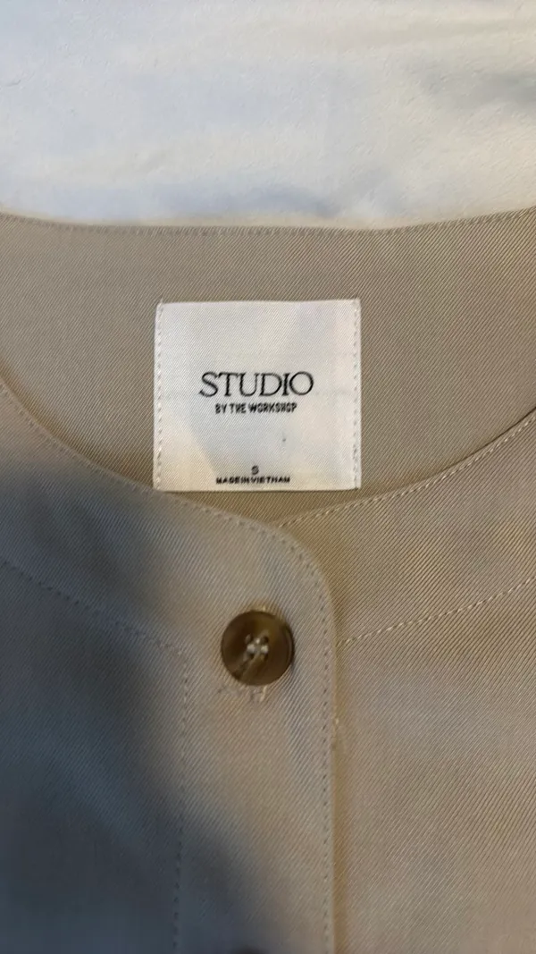 Business Button Down Tank - Image 4