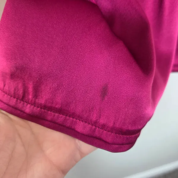 BCBGMaxAzria Magenta Silk Blouse - Image 4
