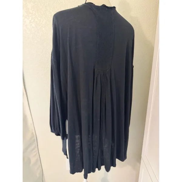 Free People We The Free Black Tassel Tie V-Neck Linen Blend‎ Top Size M - Image 3