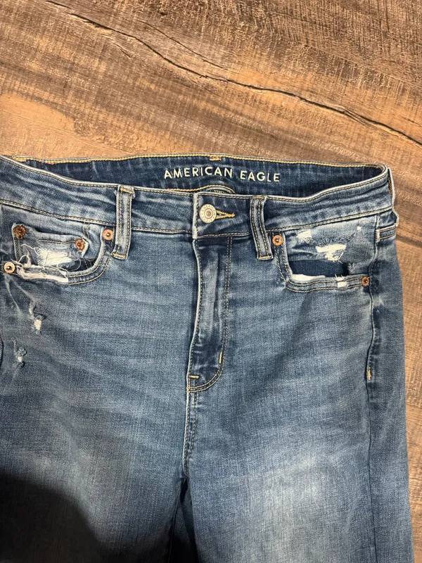 American Eagle Flare Jeans - Image 3