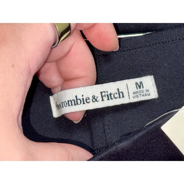 NWT Abercrombie & Fitch Black Pull On Pleated Wide Leg Dress Pants Trousers Sz M - Image 4