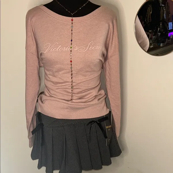 Vintage Victoria's Secret Blush Crew Neck Sweat Shirt - Image 6