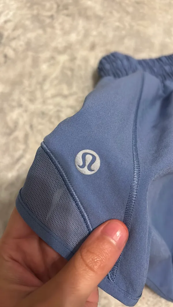 Lululemon Shorts hotty hot 2.5 high rise  - Image 3