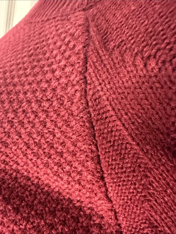 BloomChic Women's Crewneck Sweater in Burgundy - Image 6