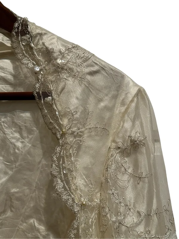 VTG Cream Embroidered Sequin Bolero Jacket Scalloped Edwardian Cottage Bridal - Image 3