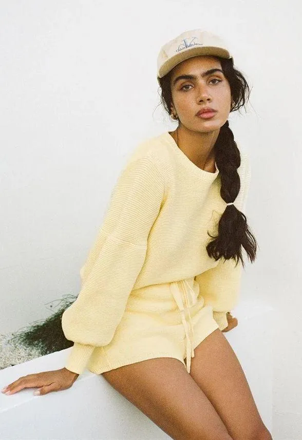Sabo Skirt Lemondrop Knit Sweater and Shorts Set. Size Small Sweater: Medium Shorts: Small - Image 5