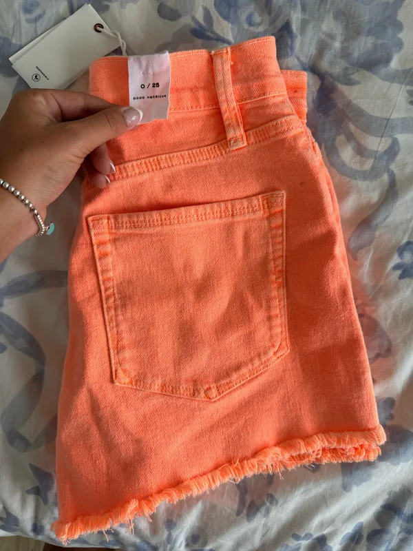 Good American orange jean shorts - Image 3