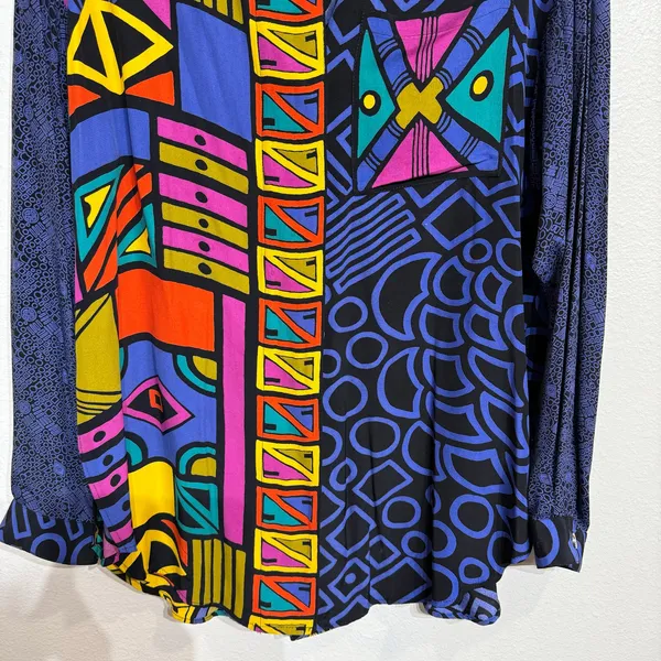 Platinum Blue Abstract Geometric Oversized Colorblock Button Down Blouse Sz M - Image 4