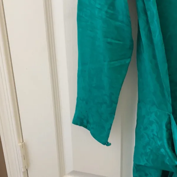 FINAL MARKDOWN LADIES Liz Claiborne silk dress 8 - Image 3